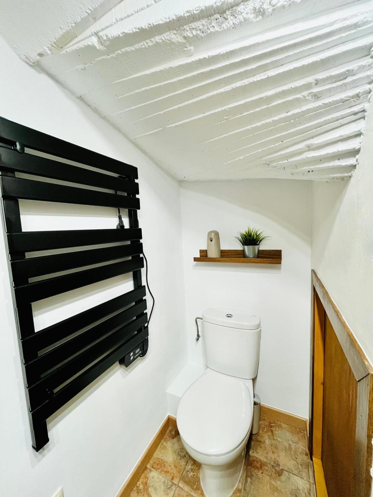 Nuevo Cosy Loft 4Pax Estavar Экстерьер фото